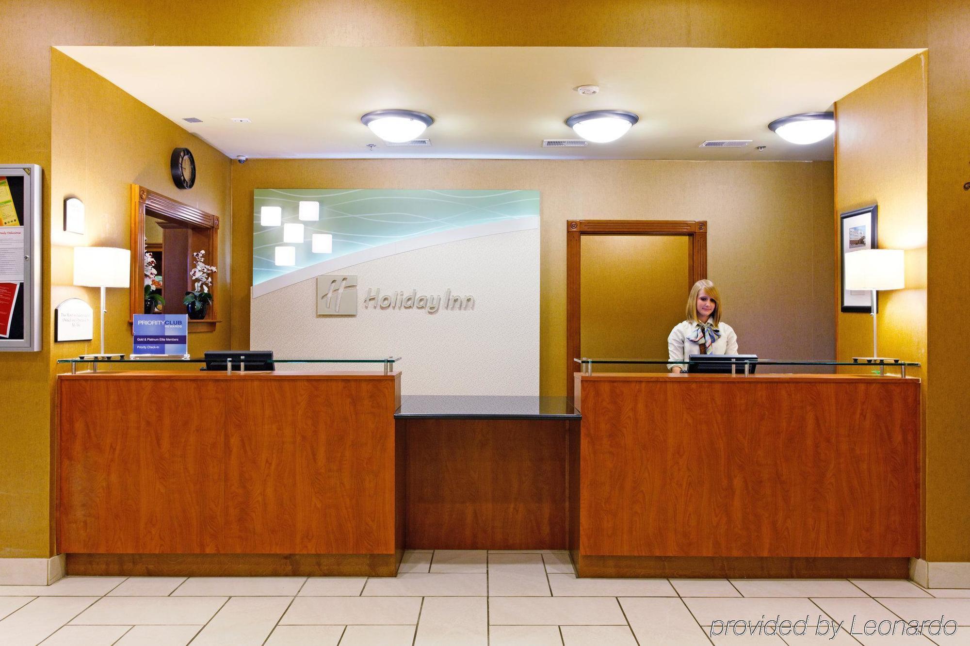 Holiday Inn Hotels Batesville By Ihg Interior foto
