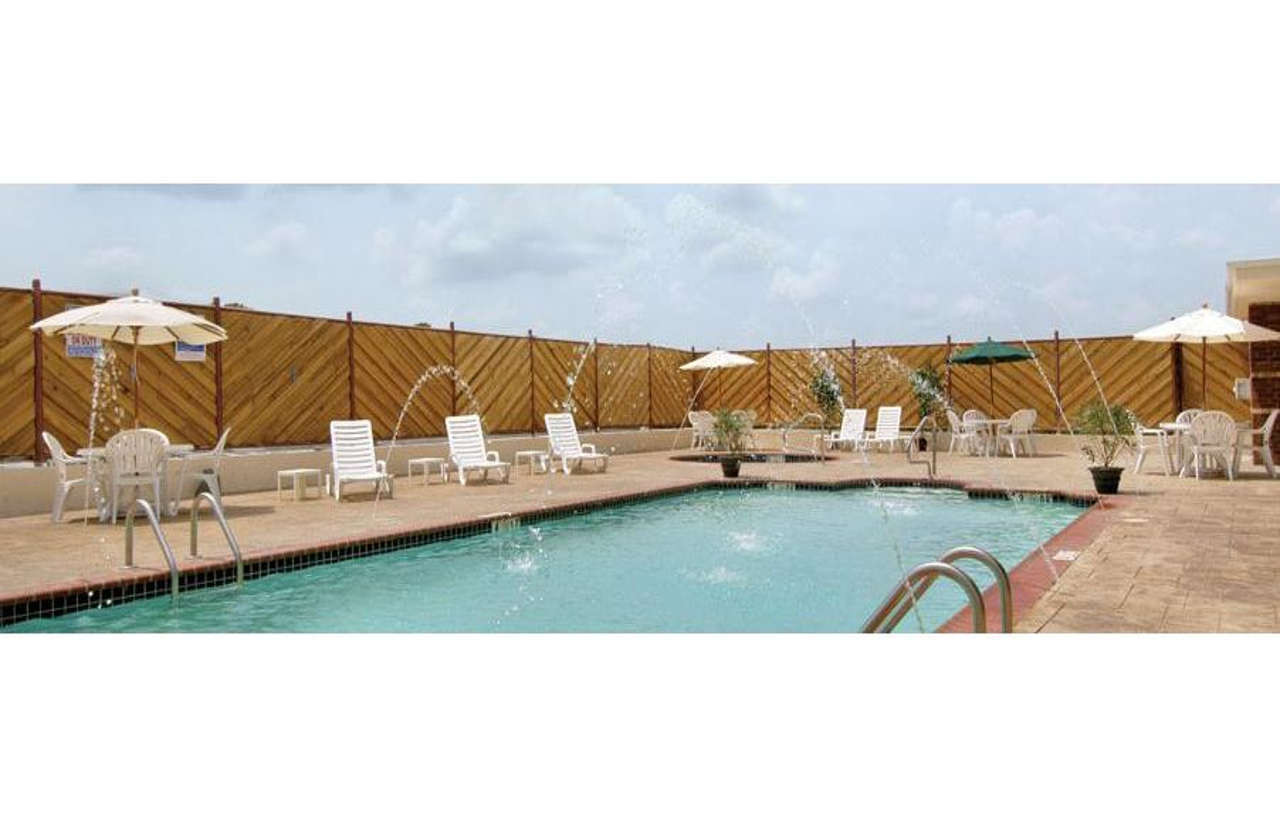 Holiday Inn Hotels Batesville By Ihg Exterior foto